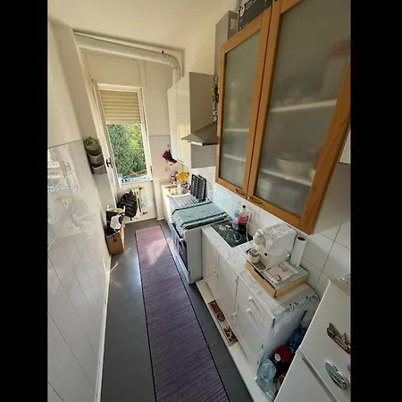 Apartment Budget Como